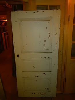 Enkeldörr 89cmX184cm finns i Överjärva