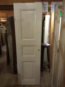 Enkeldörr 61cmX212cm finns i Överjärva
