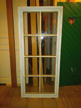 Fönster 60cmX137cm finns i Överjärva