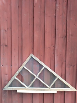 Fönsterbågar 150cmX73.5cm finns i Överjärva