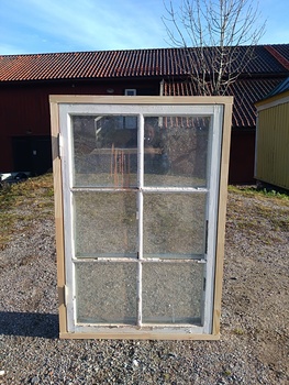 Fönster 79 X 116 cm finns i Överjärva