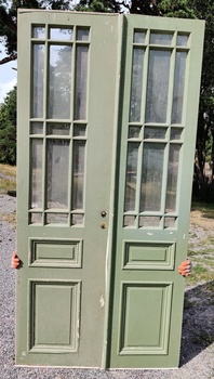 Dubbeldörr 113 x 230 cm, finns på Överjärva