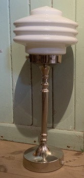 Bordslampa vit