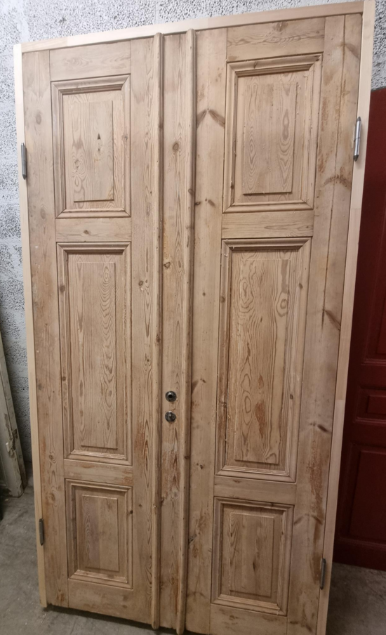 Pardörr med karm