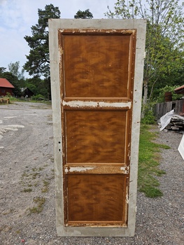 Enkedlörr 80x205cm, finns på Överjärva