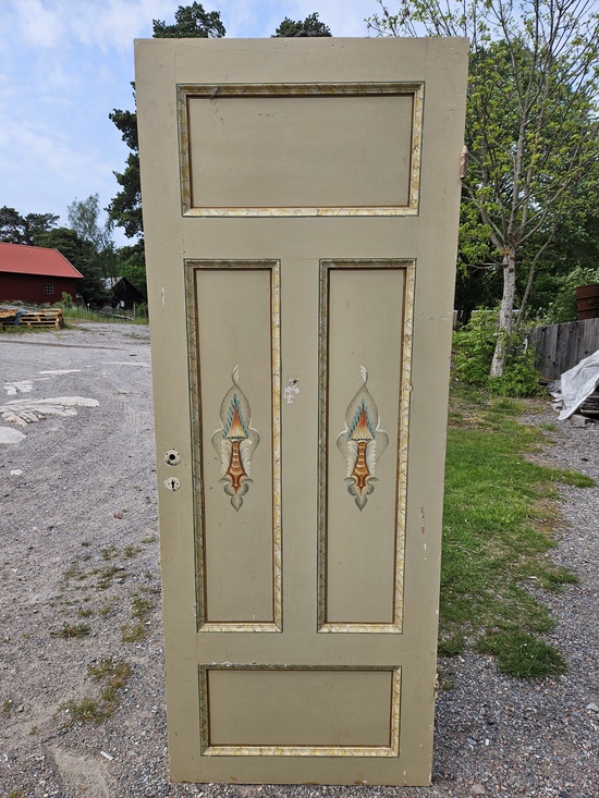 Enkeldörr 78x203, finns i Överjärva