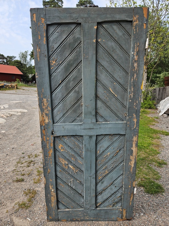 Enkeldörr 90x198, finns på Överjärva