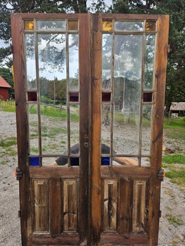 Pardörr med glas, 123x196, finns på Överjärva byggnasvård