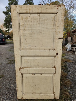 Enkeldörr, 88x181, finns på Överjärva Byggnadsvård Enkeldörr, 88x181, finns på Överjärva Byggnadsvård