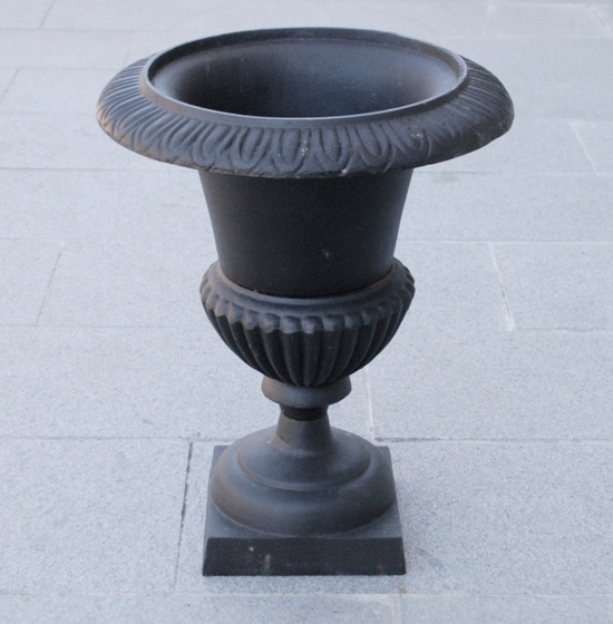 Vasformad urna 75 cm