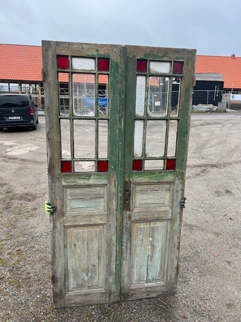 Pardörr med glas, 104x199, finns på Överjärva Byggnadsvård