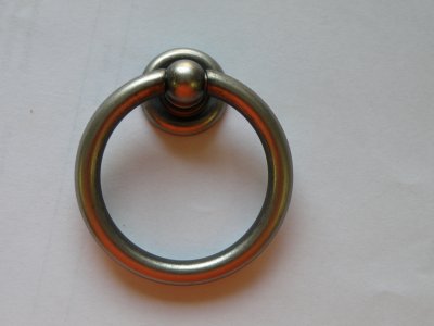 Möbelring i tenn